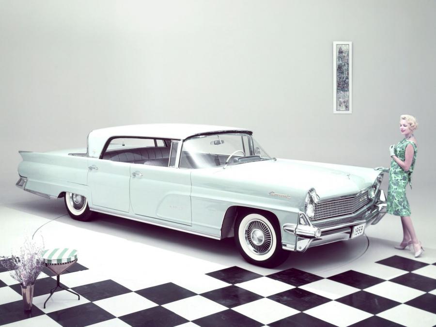  Lincoln Continental Mark IV Landau Hardtop Sedan 1959 года  (фото 2 из 2)